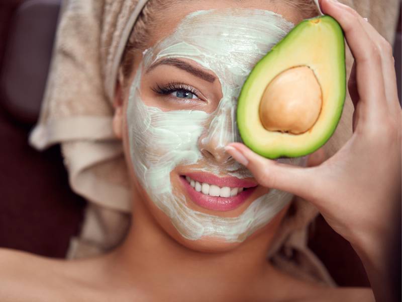 ماسک آووکادو و عسل